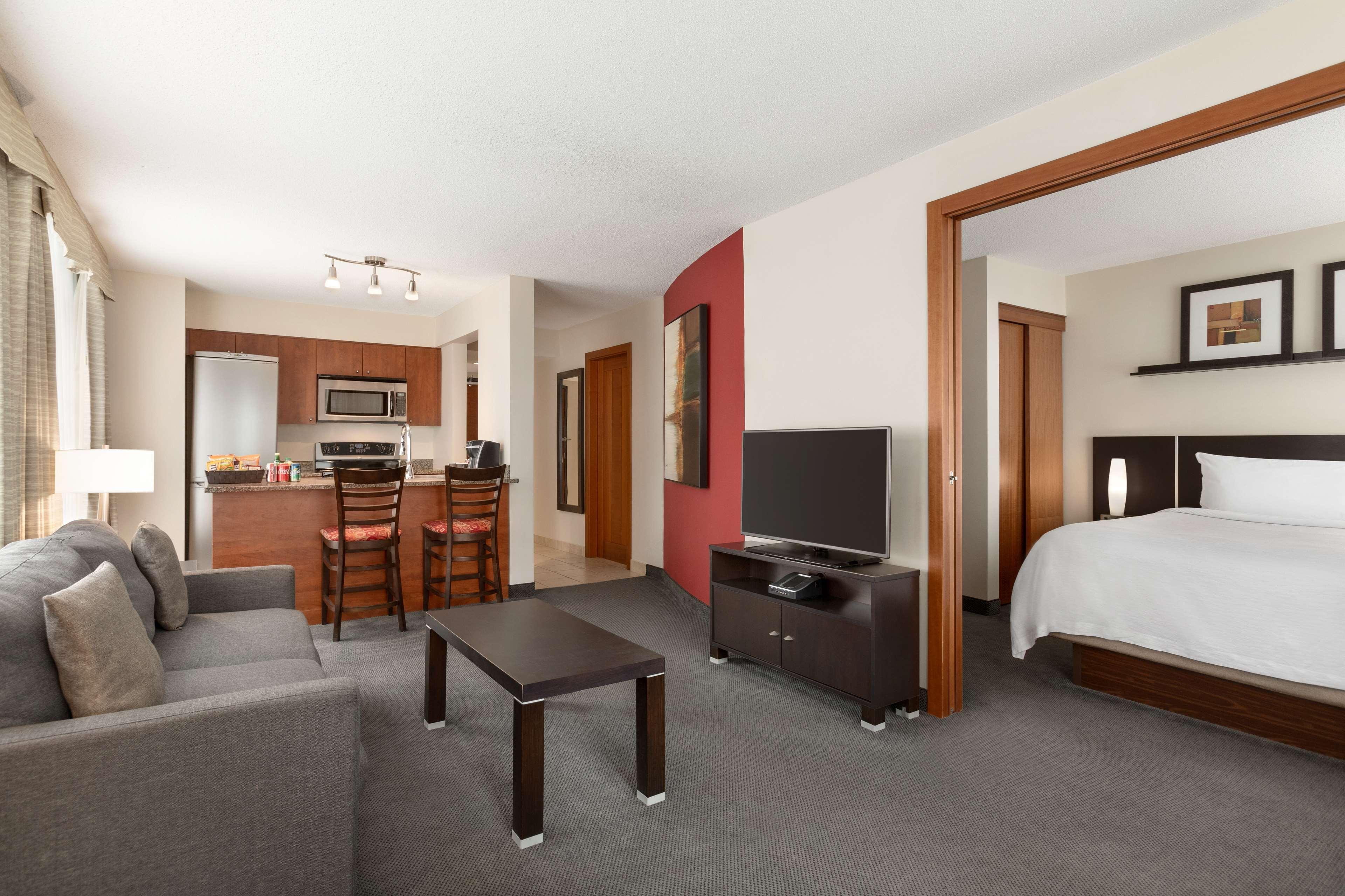 Embassy Suites By Hilton - Montreal Exteriér fotografie
