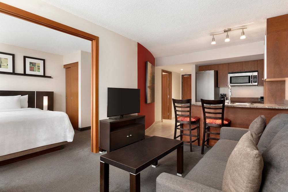 Embassy Suites By Hilton - Montreal Exteriér fotografie