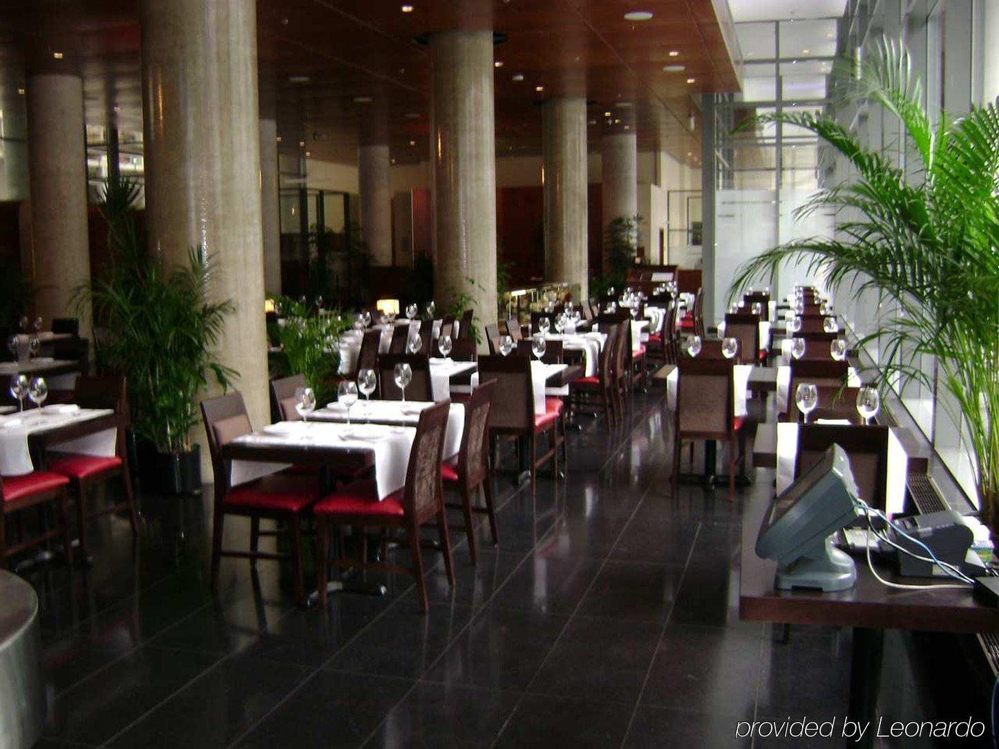 Embassy Suites By Hilton - Montreal Restaurace fotografie